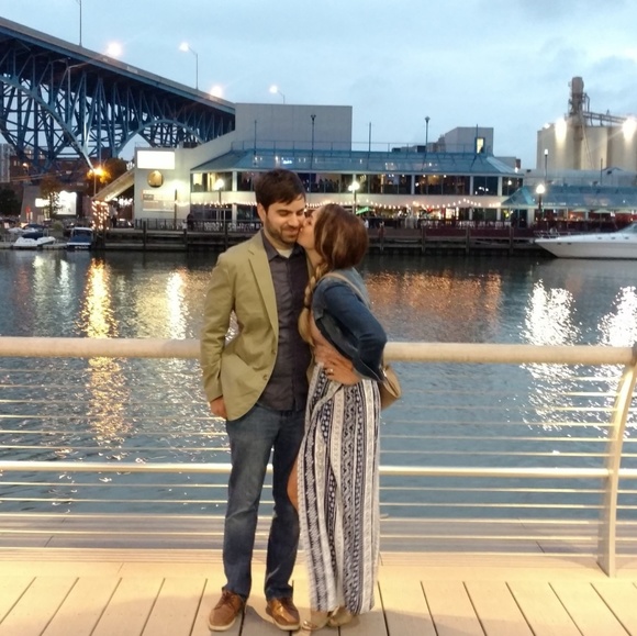 Meet your Posher, Becca - Picture 6 of 7